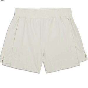 LuluLemon Stretch Woven Relaxed-Fit High-Rise Short 4"